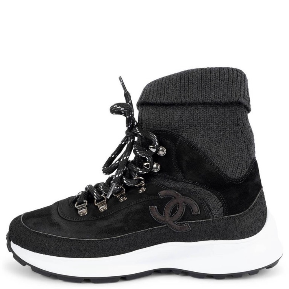 Chanel 2021 knit trainer boots 💋